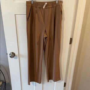 HALARA Women's Brown Trousers